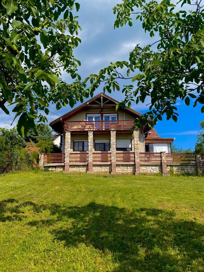 Viztuekoer Apartman Тихань Екстер'єр фото